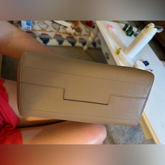 brand new tory burch bag - Picture 2 of 5